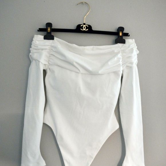 WISKII Active LONG SLEEVE OFF-SHOULDER BODYSUIT White Lounge Women’s Size S